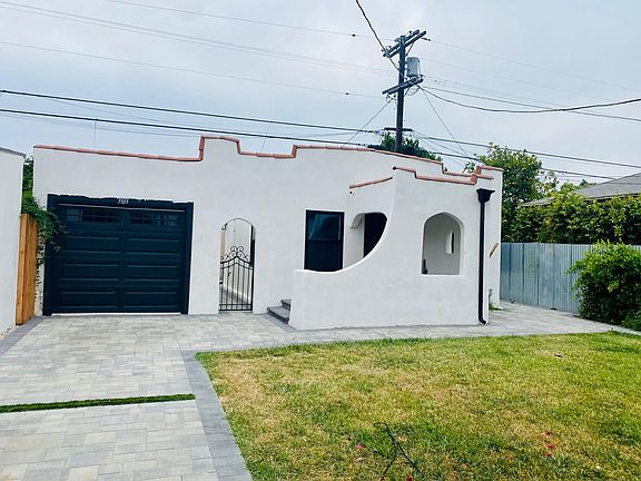 2nd image of 3833 Brunswick Ave