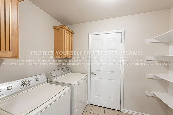 1674 N Hazeltine Dr — Photo 13
