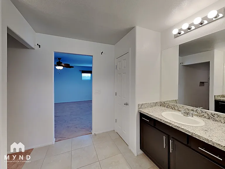 9184 Lynea Ct — Photo 13