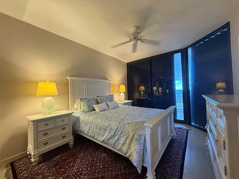 800 Ocean Dr #1104 — Photo 29