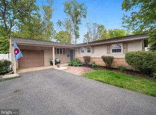 715 Whitman Dr, Turnersville, NJ 08012