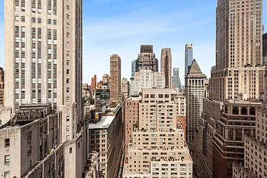 Rented by Pinnacle City Living