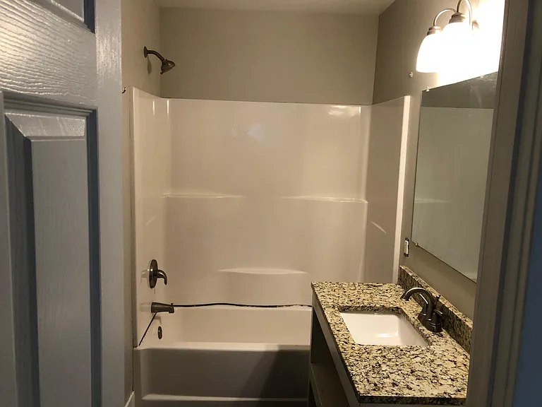 135 Fuller Ave NE — Photo 6