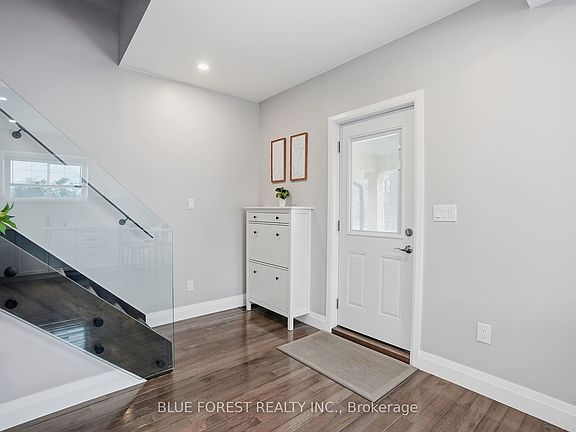 4th image of 178 Thompson Rd