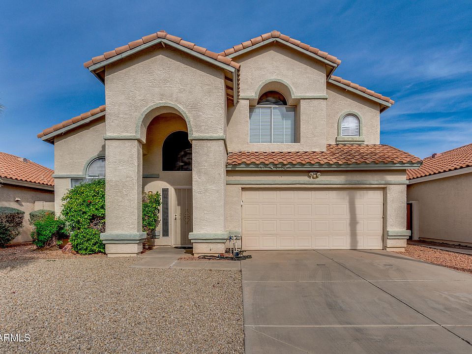 1st image of 1304 E MURIEL Drive