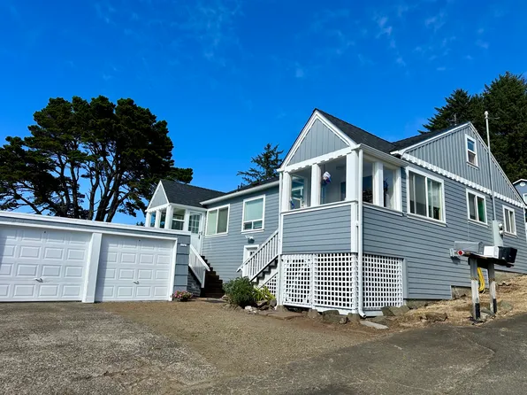 1727 NE 17th St Unit A, Lincoln City, OR 97367