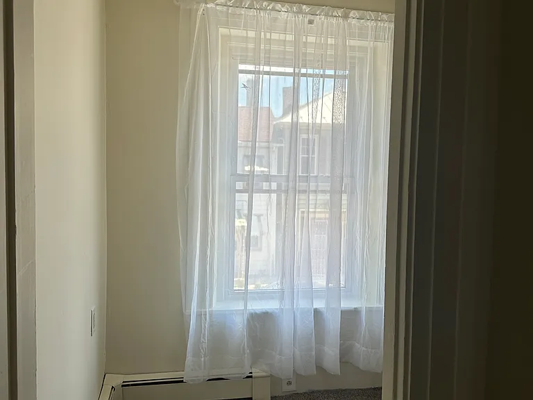 114 S 2nd St — Photo 3