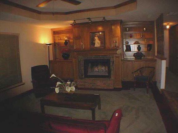 3rd image of 208 Tumbleweed Dr