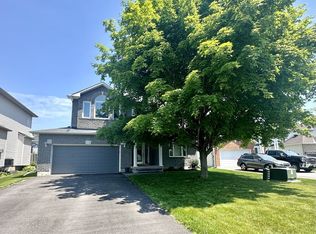 102 Lachaine St, Russell, ON K0A 1W0