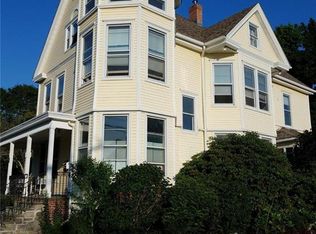 56 Washington St FLOOR 2, Pawcatuck, CT 06379