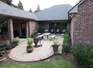 36617 Shadow Ln, Prairieville, LA 70769