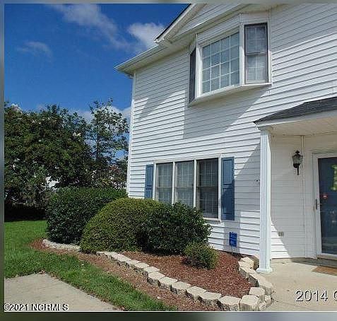 1st image of 3808 Sterling Pointe Dr Unit E1