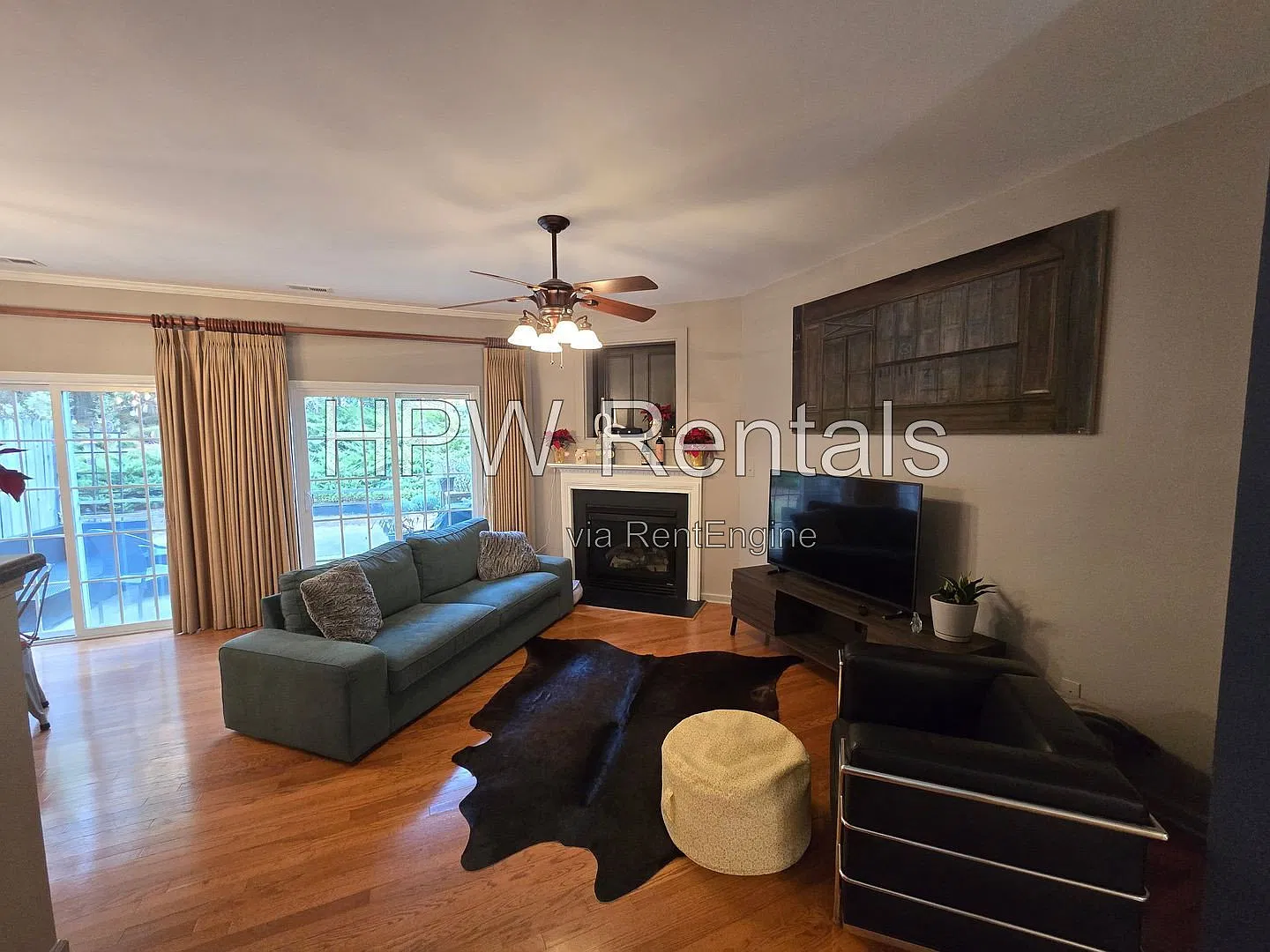 3 bed, 2.5 bath, 1650 sqft, $1,800 — Photo 4