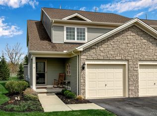 9 Brockton Dr, Lancaster, NY 14086