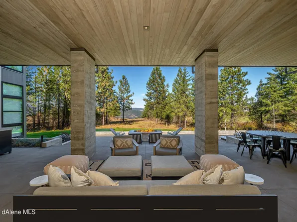 8346 S Buckrail Rd, Harrison, ID 83833