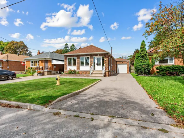 14 Bardwell Cres, Toronto, ON M1R 1C9