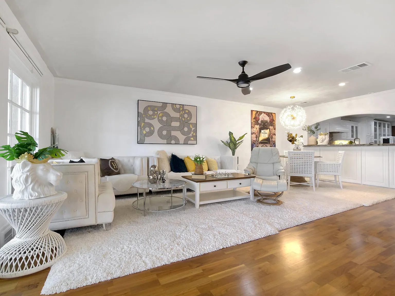 4 bed, 2448 sqft, $12,000 — Photo 4