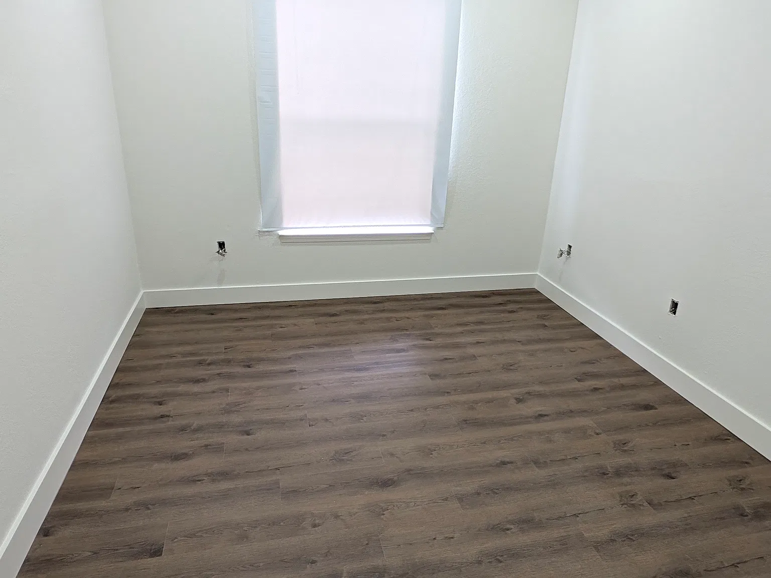 2 bed, 1200 sqft, $1,900 — Photo 1
