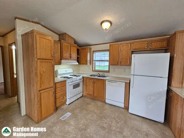 48 Post Rd, Apalachin, NY 13732