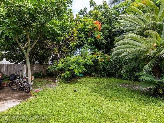 5th image of 801 SW 7th Ave