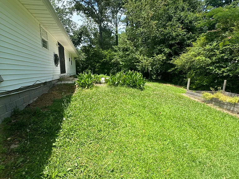 1540 Mercer Way — Photo 32