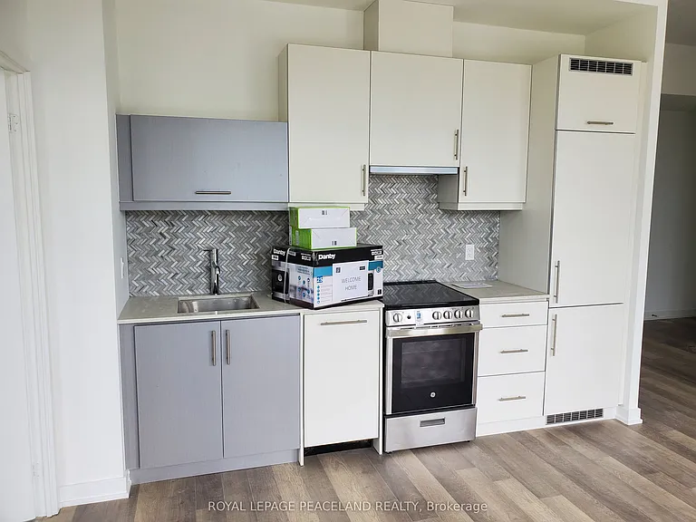 181 Huron St #901 — Photo 11