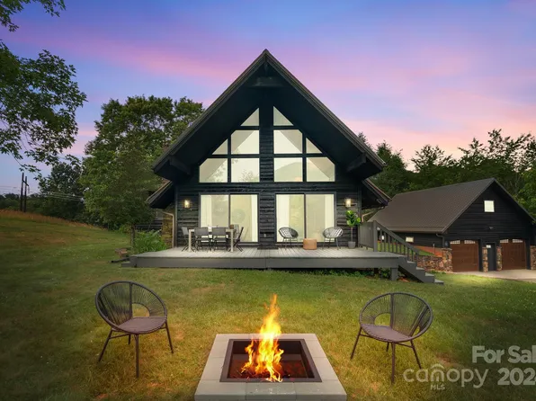 407 Newfound Rd, Leicester, NC 28748