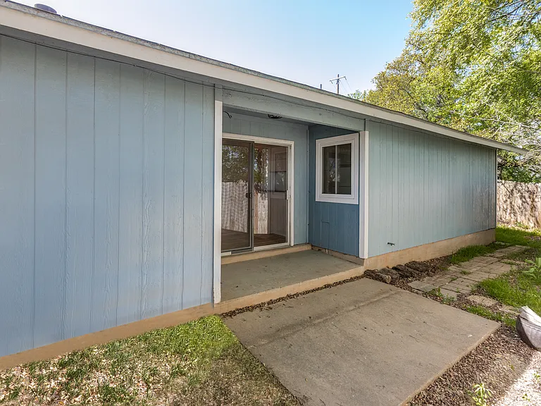 6916 Scenic Brook Dr #B — Photo 12