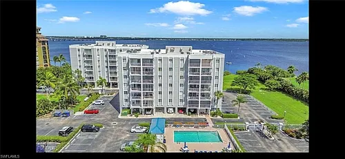 2875 Palm Beach Blvd #206 Photo 1
