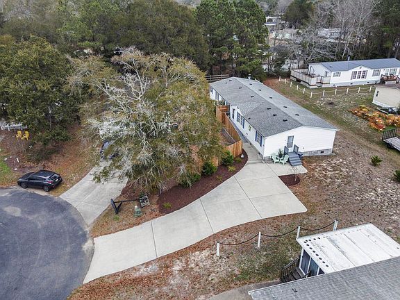 2nd image of 854 Grouper Ct.