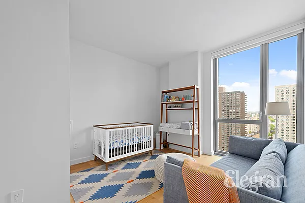 Sold by (Legacy) Elegran | media 6