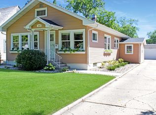 1220 N Washington St, Aberdeen City, SD 57401