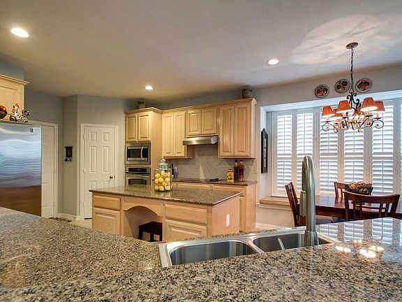 3rd image of 8916 Wyatt Cir