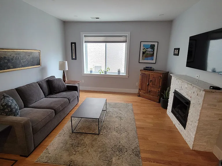 1700 2nd St NW #5 — Photo 5