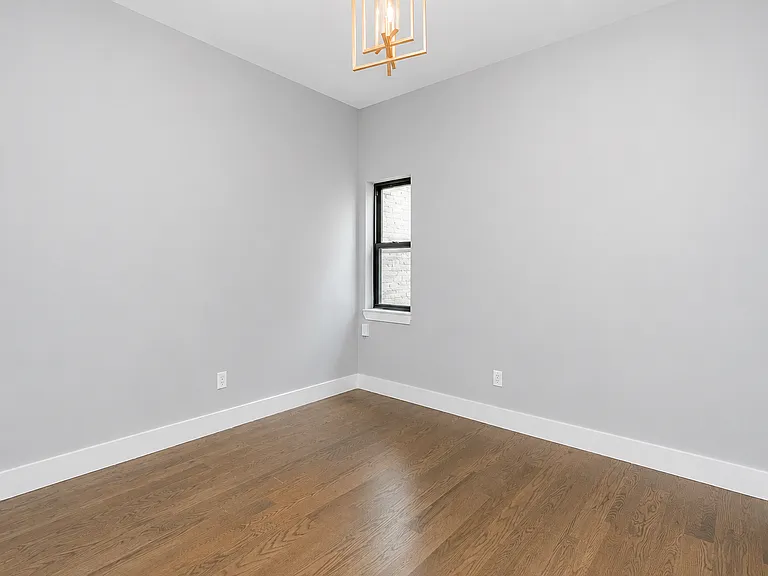 486 Harman St #2M — Photo 7