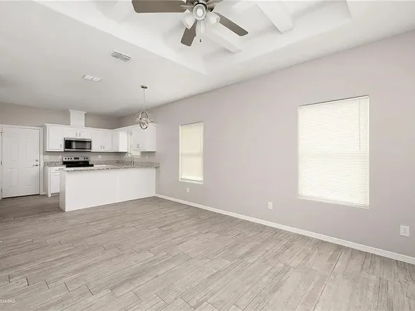 2104 Davenport St #2, Weslaco, TX 78596