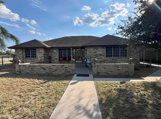 1903 Jackson St, Zapata, TX 78076