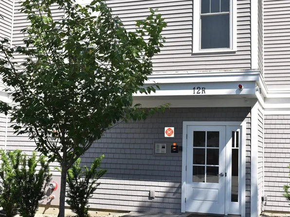 12R Front Street #201, Exeter, NH 03833