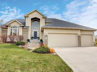 14143 Woodchuck Trl NW, Prior Lake, MN 55372