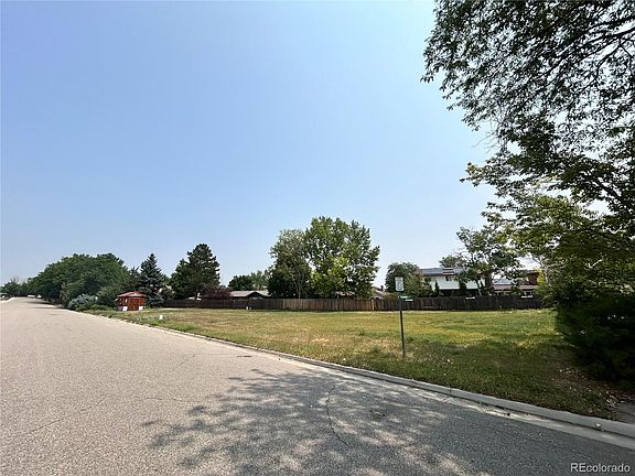 3rd image of 2604 N Custer Drive