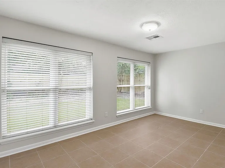 22411 Waynoka Rd — Photo 17