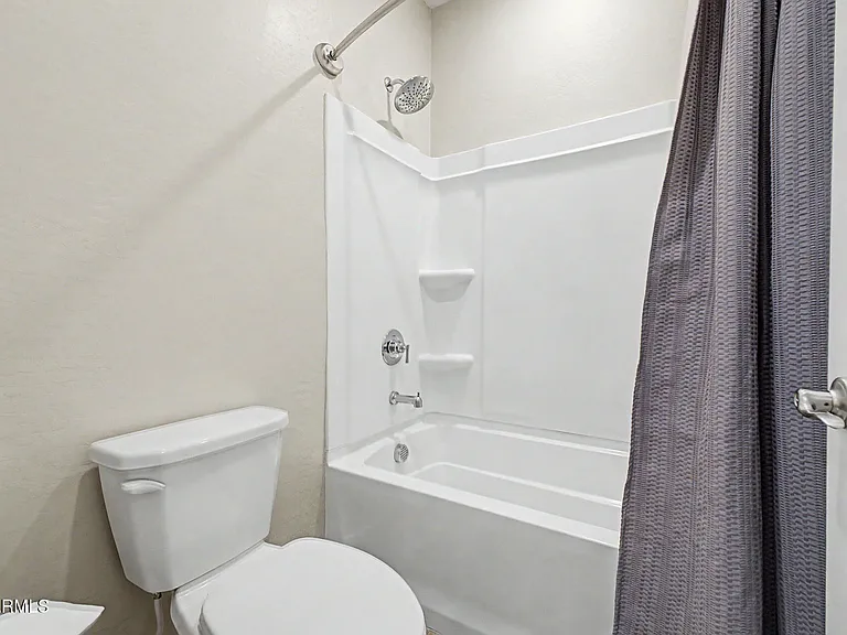 1871 N 141st Ave — Photo 32