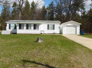 202 Manor Ct, Saint Helen, MI 48656