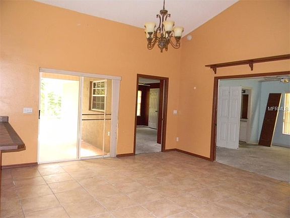 3rd image of 1478 Agatha Dr