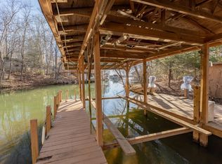 400 Buckhead Dr, Bracey, VA 23919