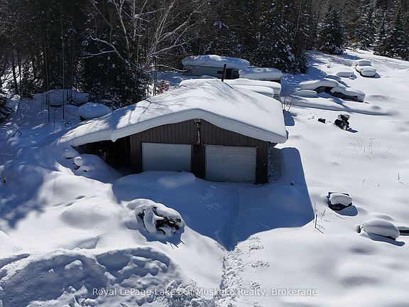 4th image of 75 Old Novar Rd