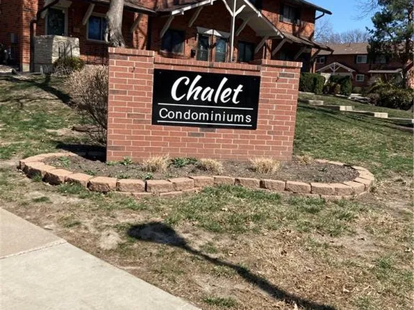 9685 Outlook St, Overland Park, KS 66207