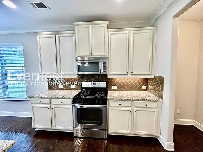 2641 Arnold Palmer Way — Photo 3