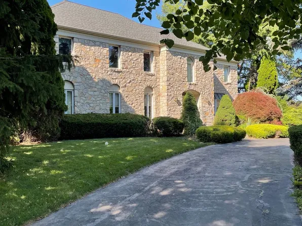 120 Lisette Dr, Richboro, PA 18954