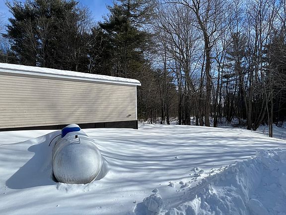 5th image of 34 Vaillancourt Dr